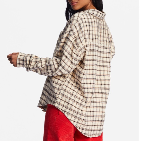 Billabong Plaid Easy Breezy Long Sleeve Button-Up Shirt Flannel Shacket NWT - Picture 3 of 6